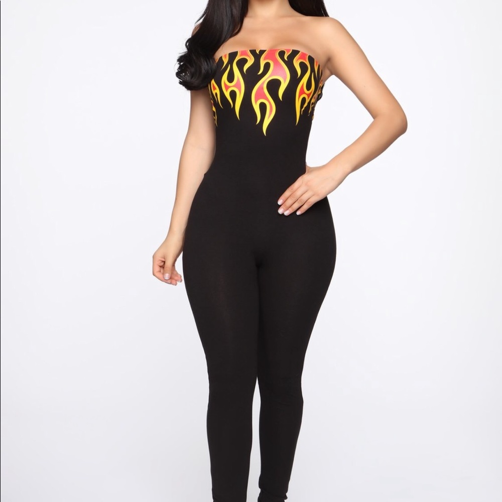 Woman’s jumpsuit super stretchy